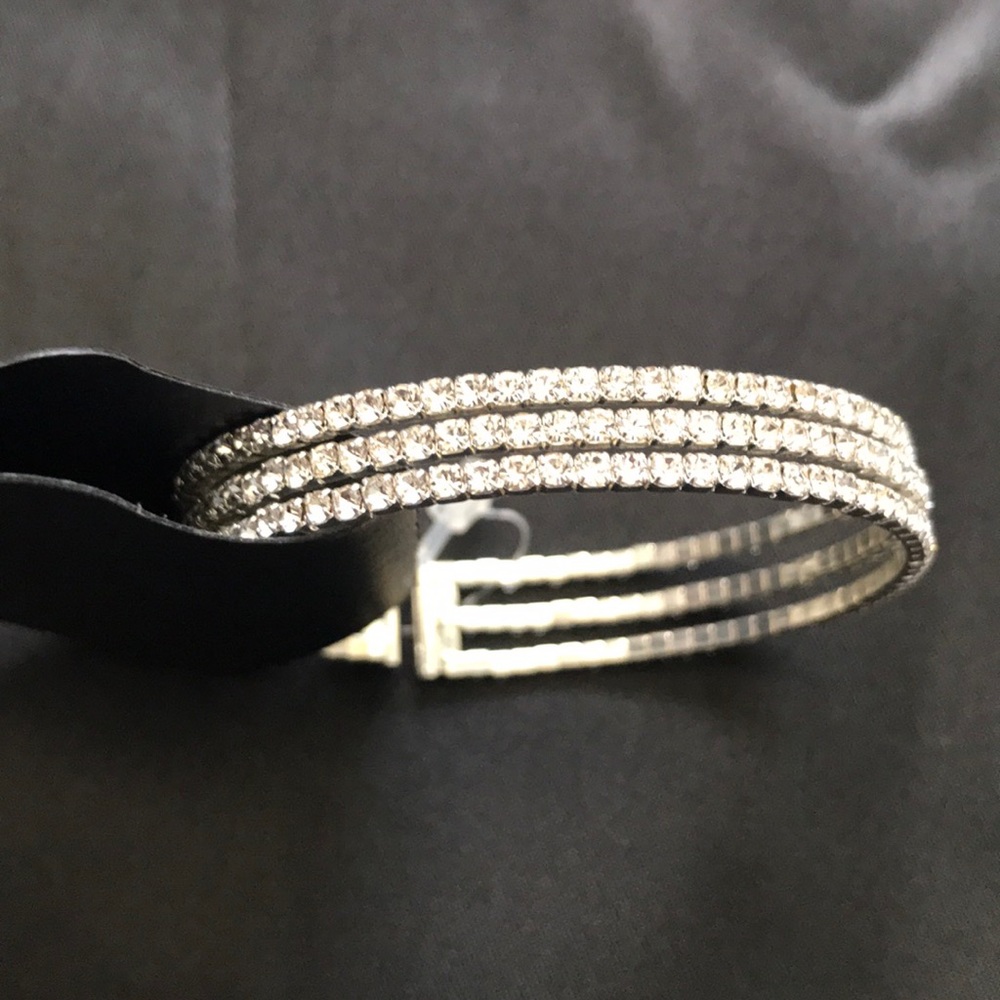NEW Rosa Crystal 3 Strand Flexible Bracelet